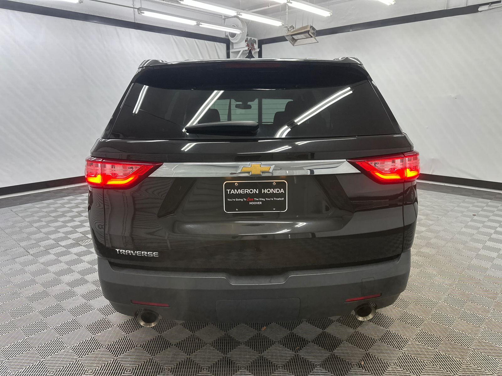 2019 Chevrolet Traverse LS 4