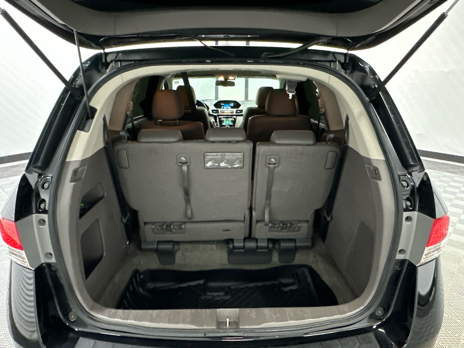 2016 Honda Odyssey EX-L 20