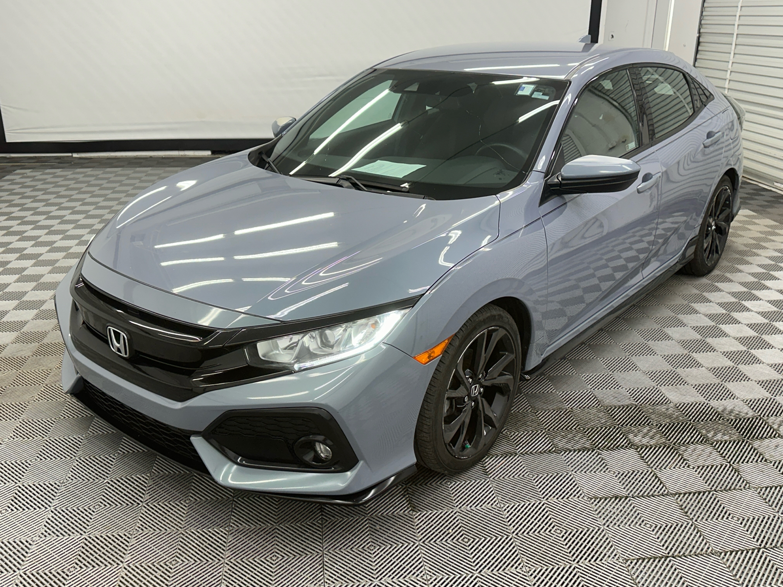 2019 Honda Civic Sport 1