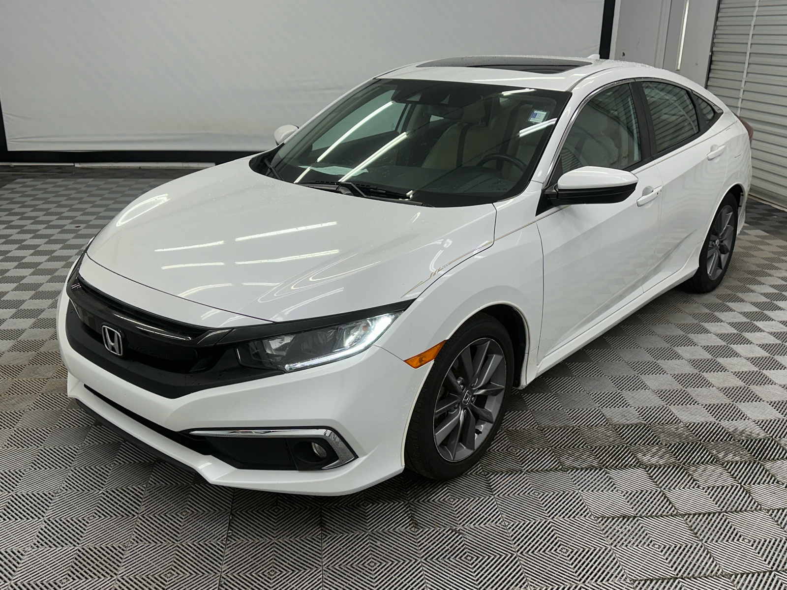 2019 Honda Civic EX-L 1