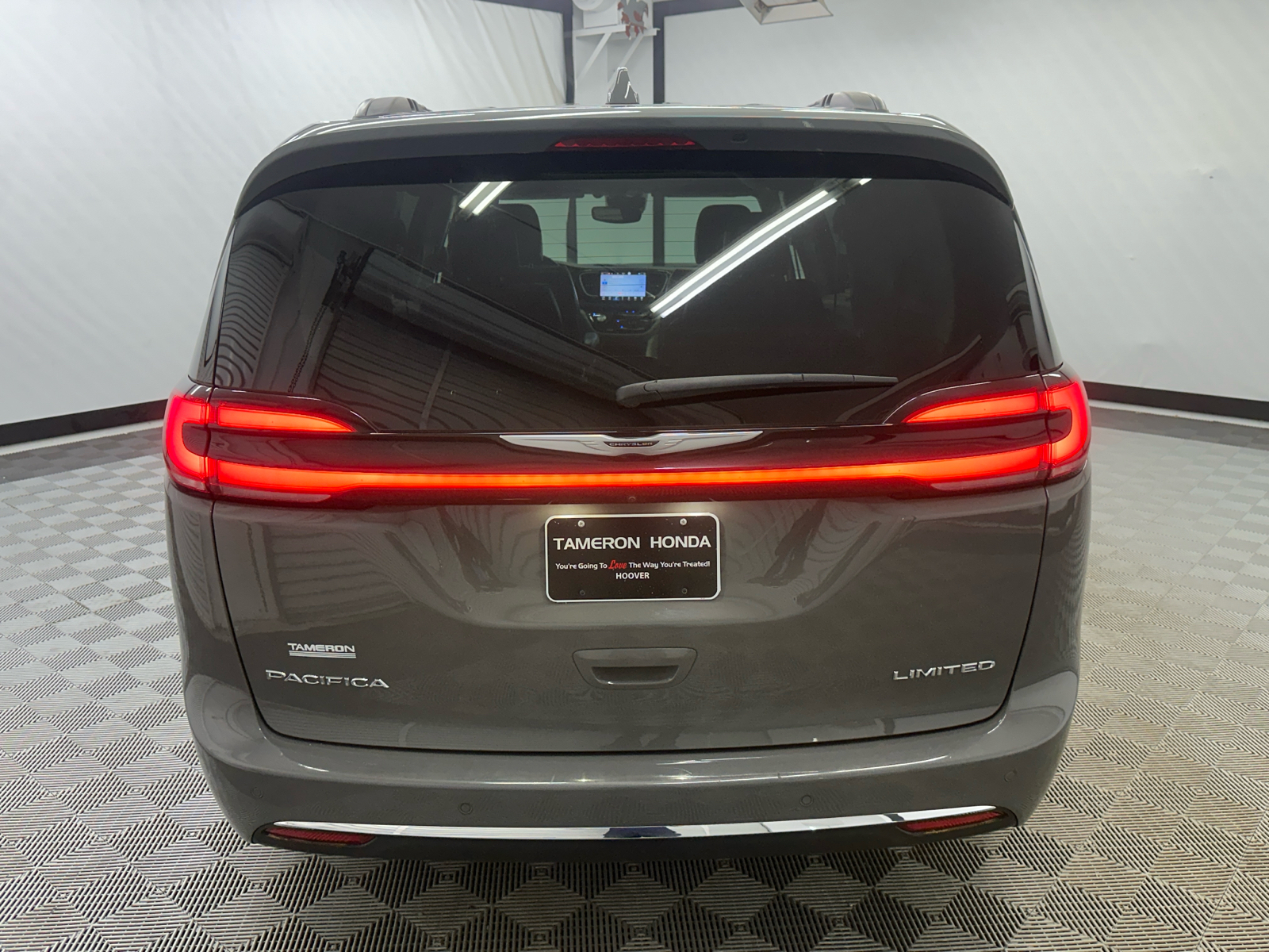 2022 Chrysler Pacifica Limited 4