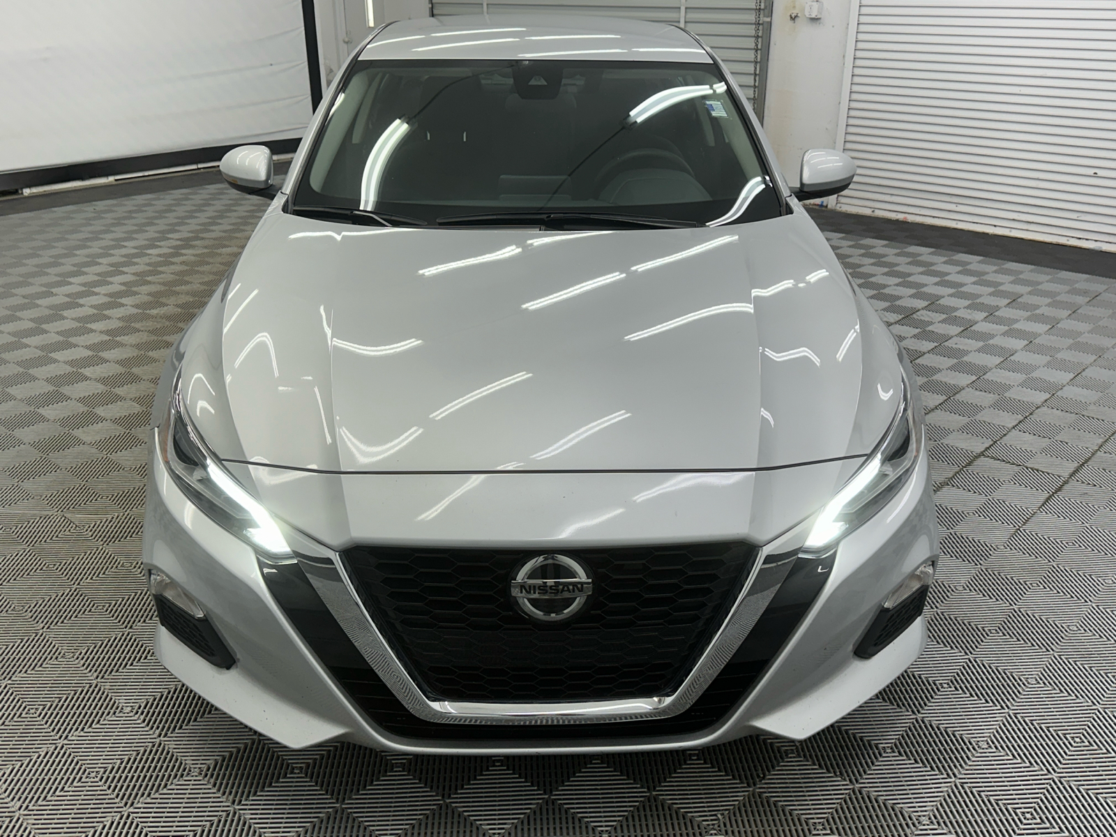 2022 Nissan Altima 2.5 SV 8