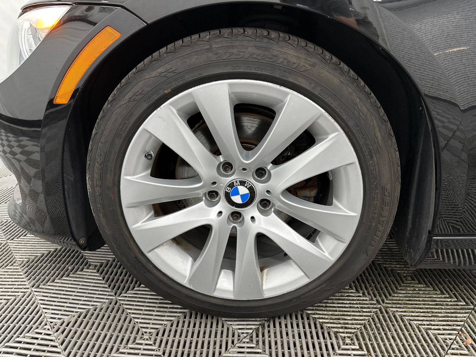 2013 BMW 3 Series 328i 11