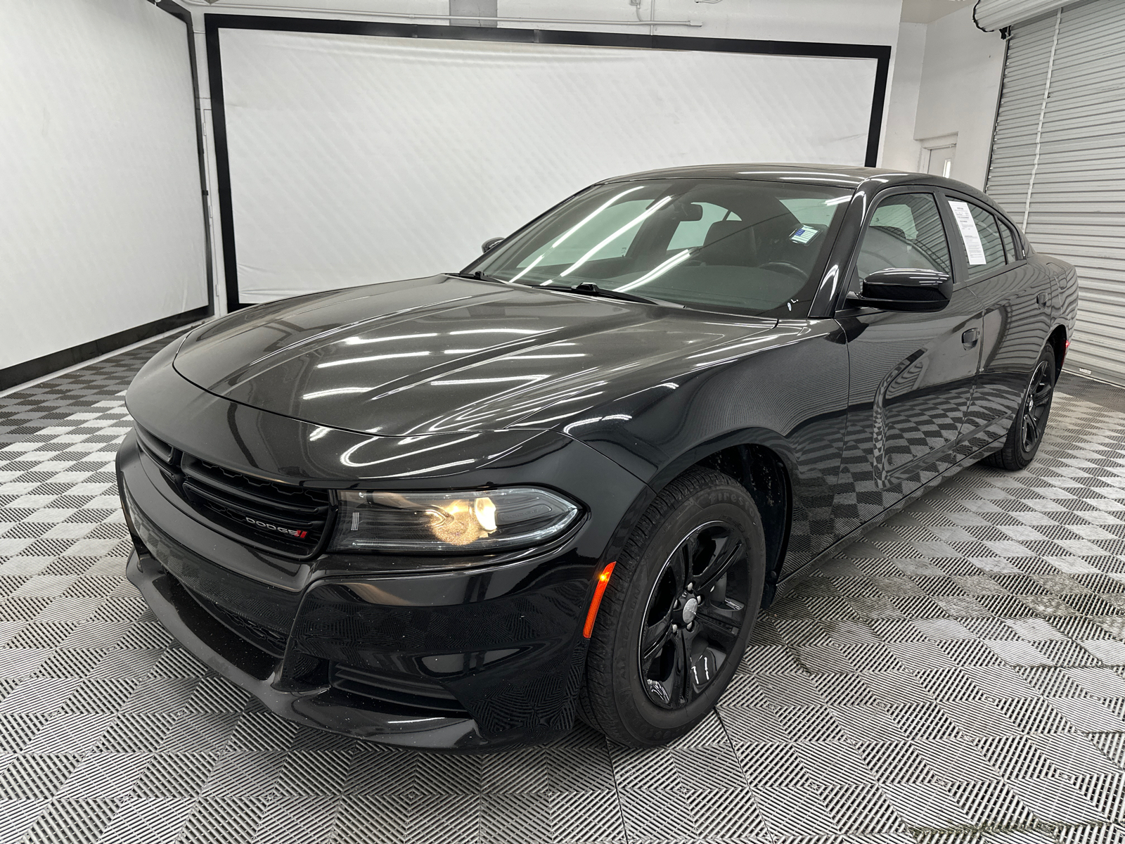 2022 Dodge Charger SXT 1