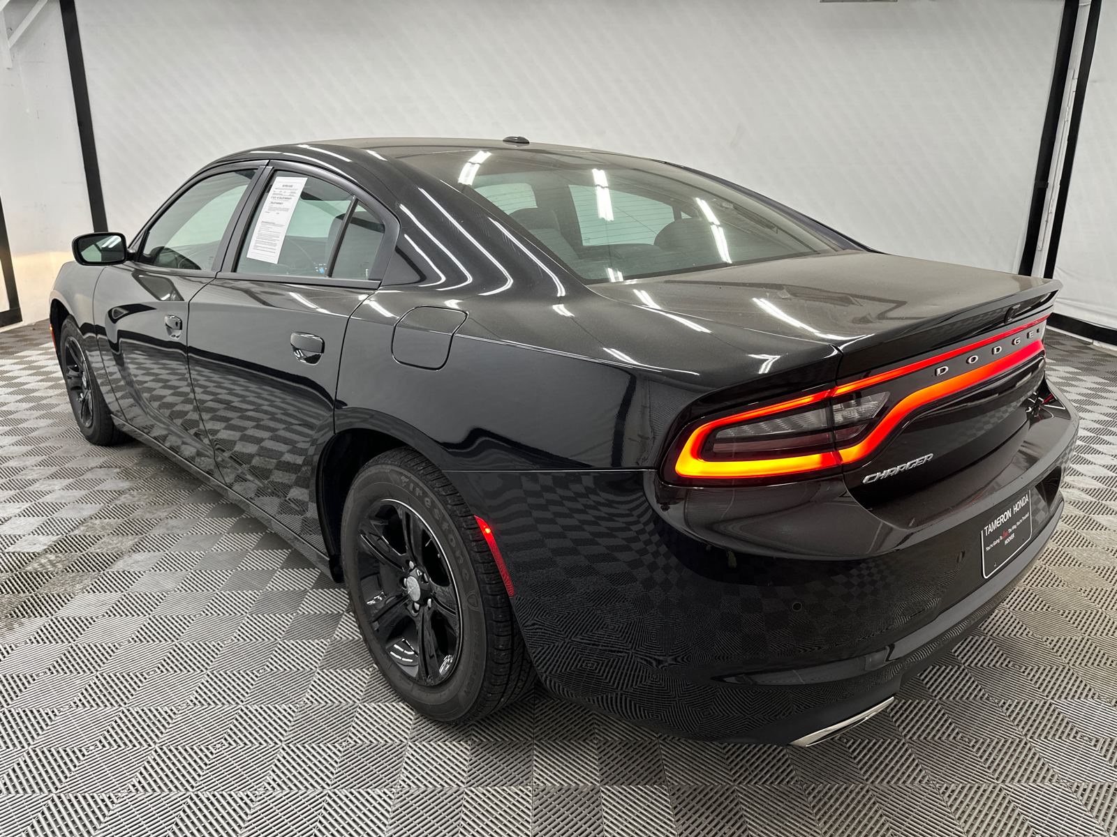 2022 Dodge Charger SXT 3