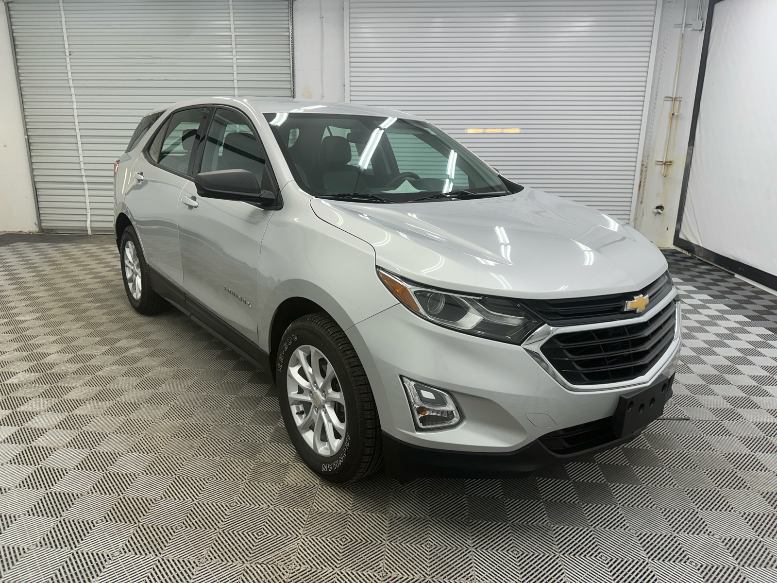 2019 Chevrolet Equinox LS 7