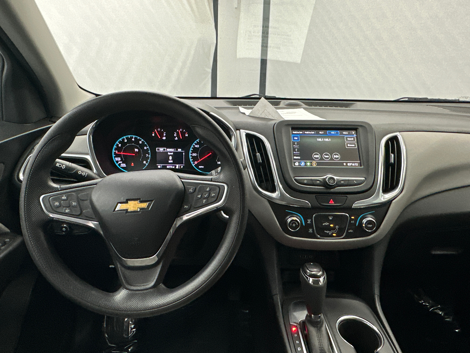 2019 Chevrolet Equinox LS 23