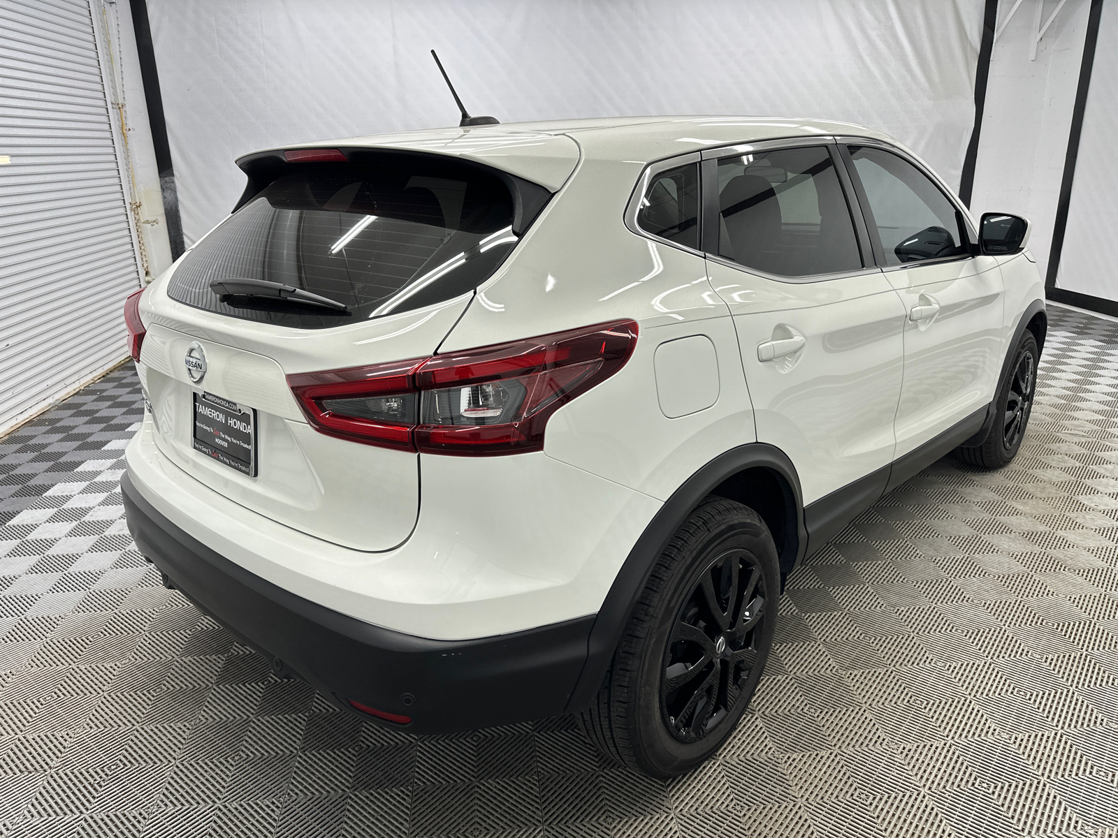 2021 Nissan Rogue Sport S 5