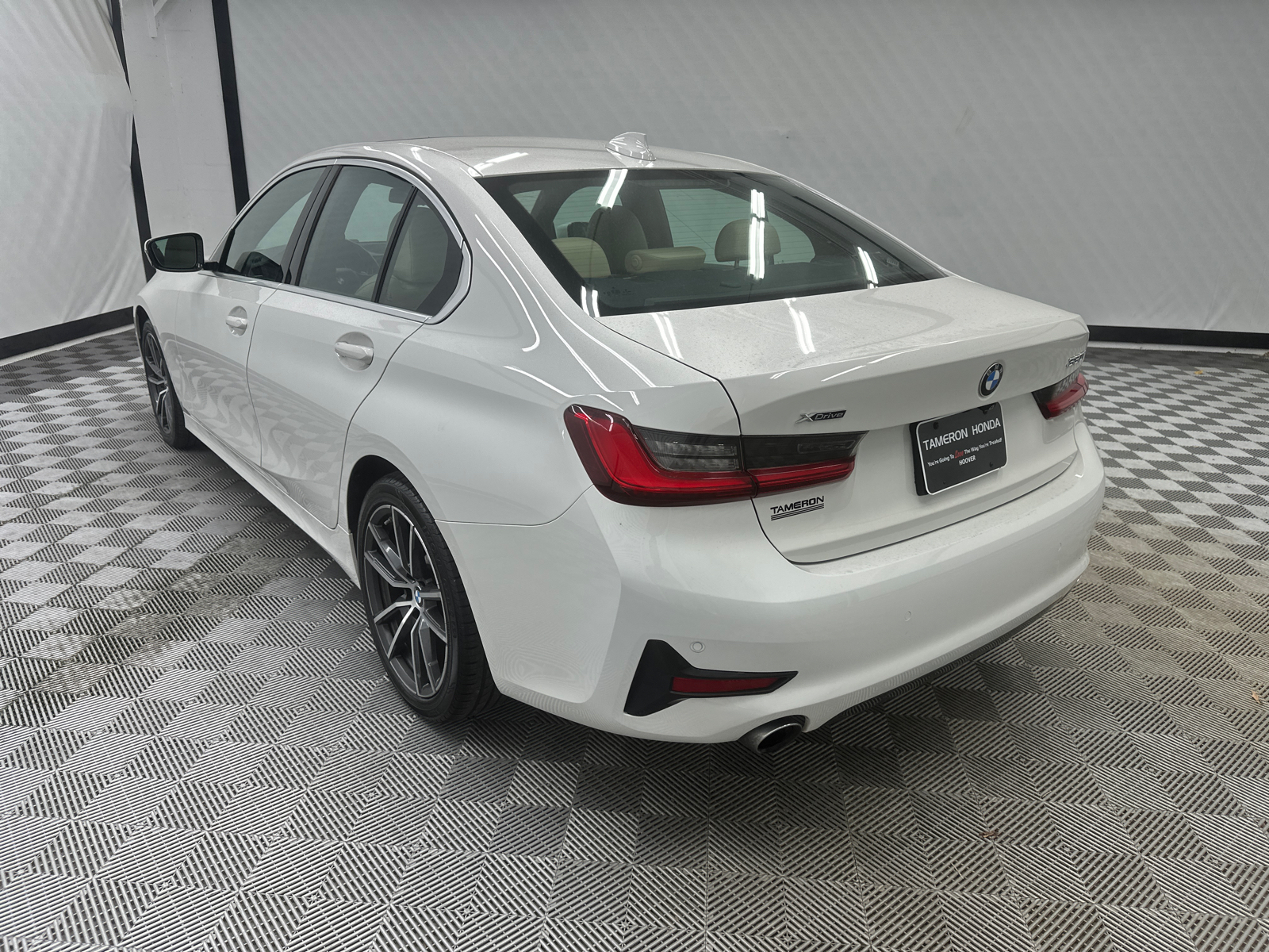 2020 BMW 3 Series 330i xDrive 3