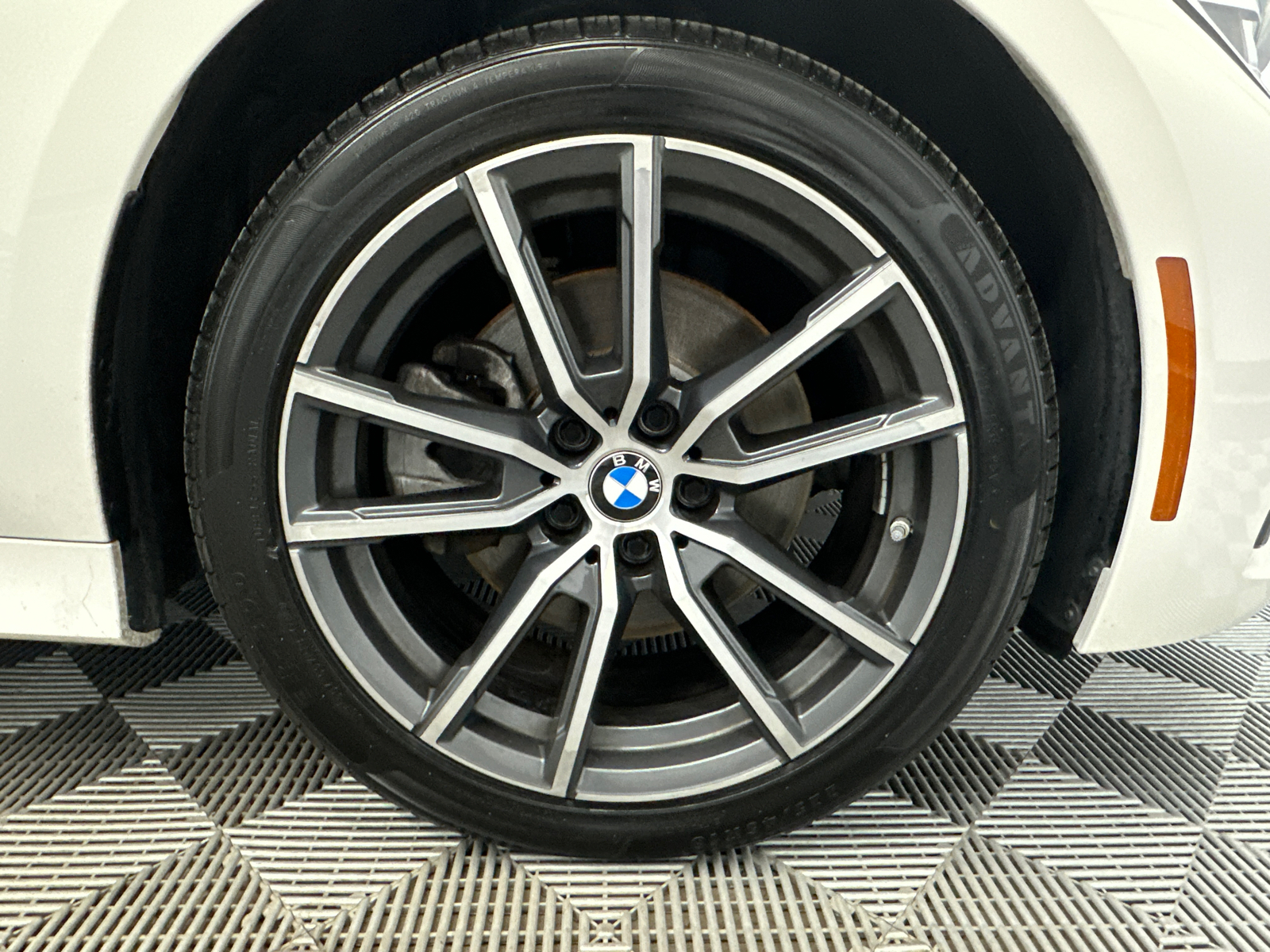 2020 BMW 3 Series 330i xDrive 14