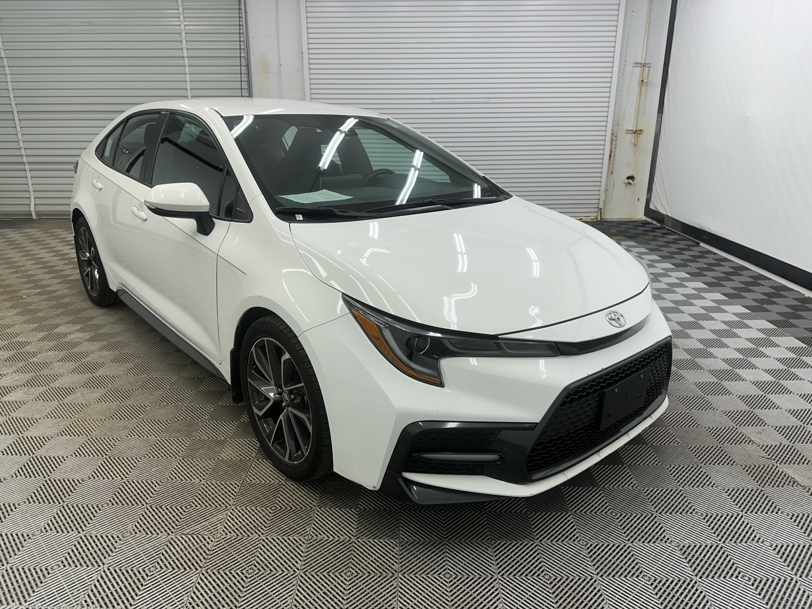 2020 Toyota Corolla SE 7