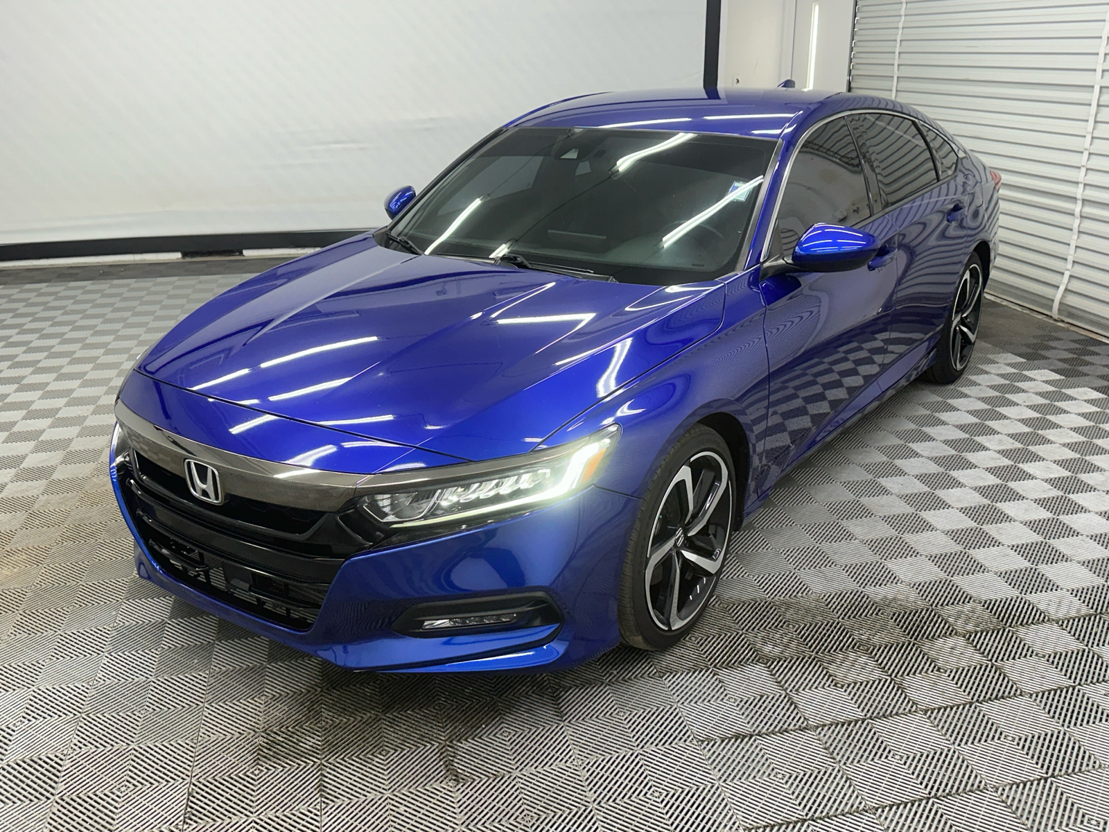 2019 Honda Accord Sport 1