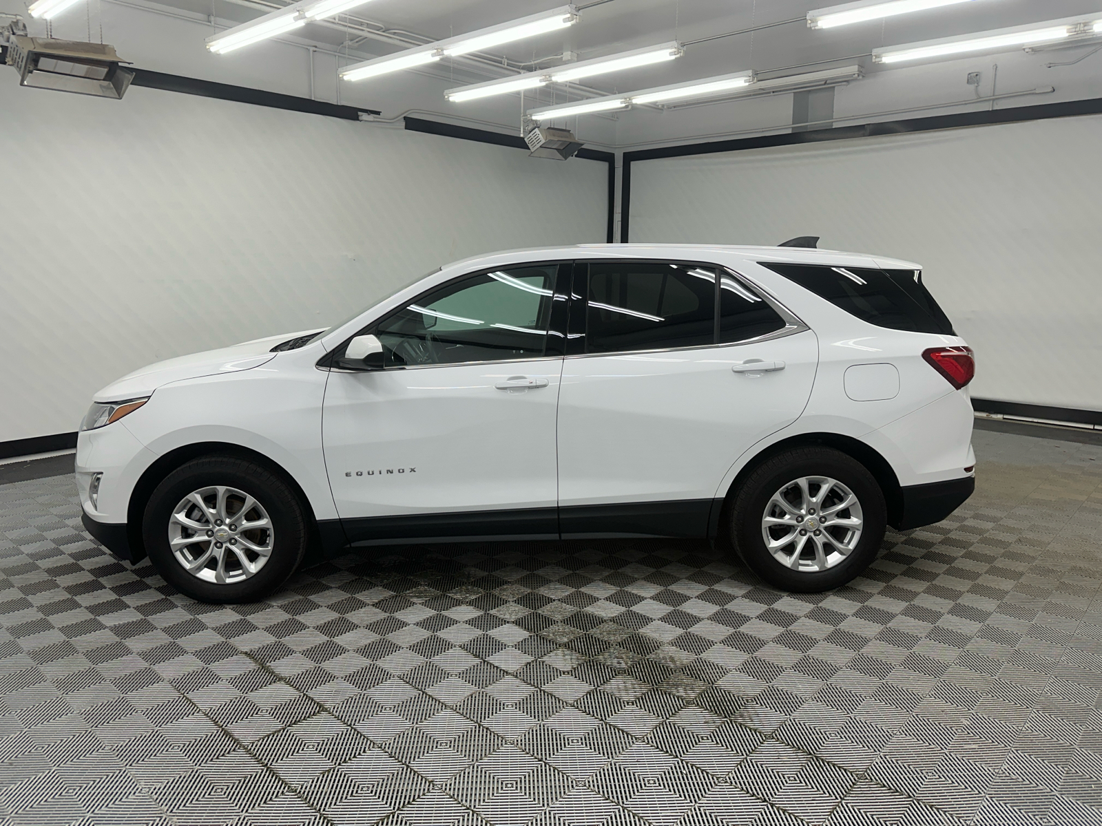 2020 Chevrolet Equinox LT 2