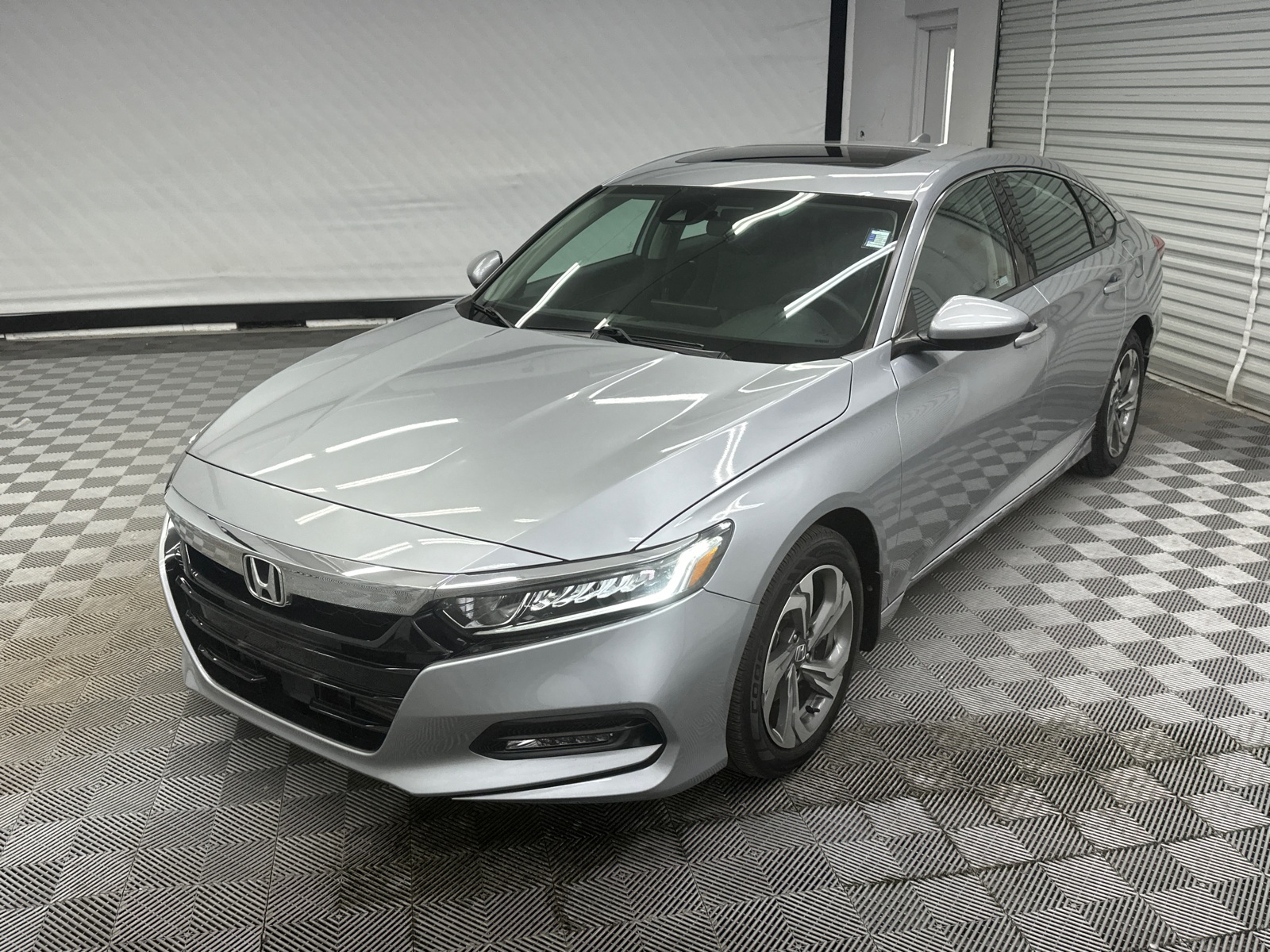 2018 Honda Accord EX 1