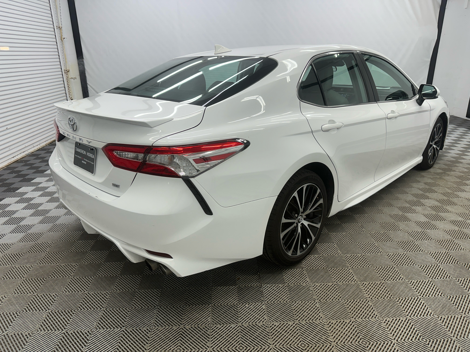 2020 Toyota Camry SE 5