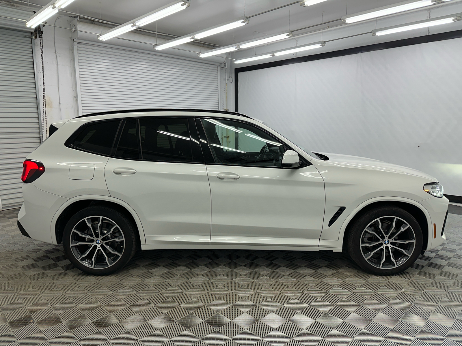 2022 BMW X3 xDrive30i 6