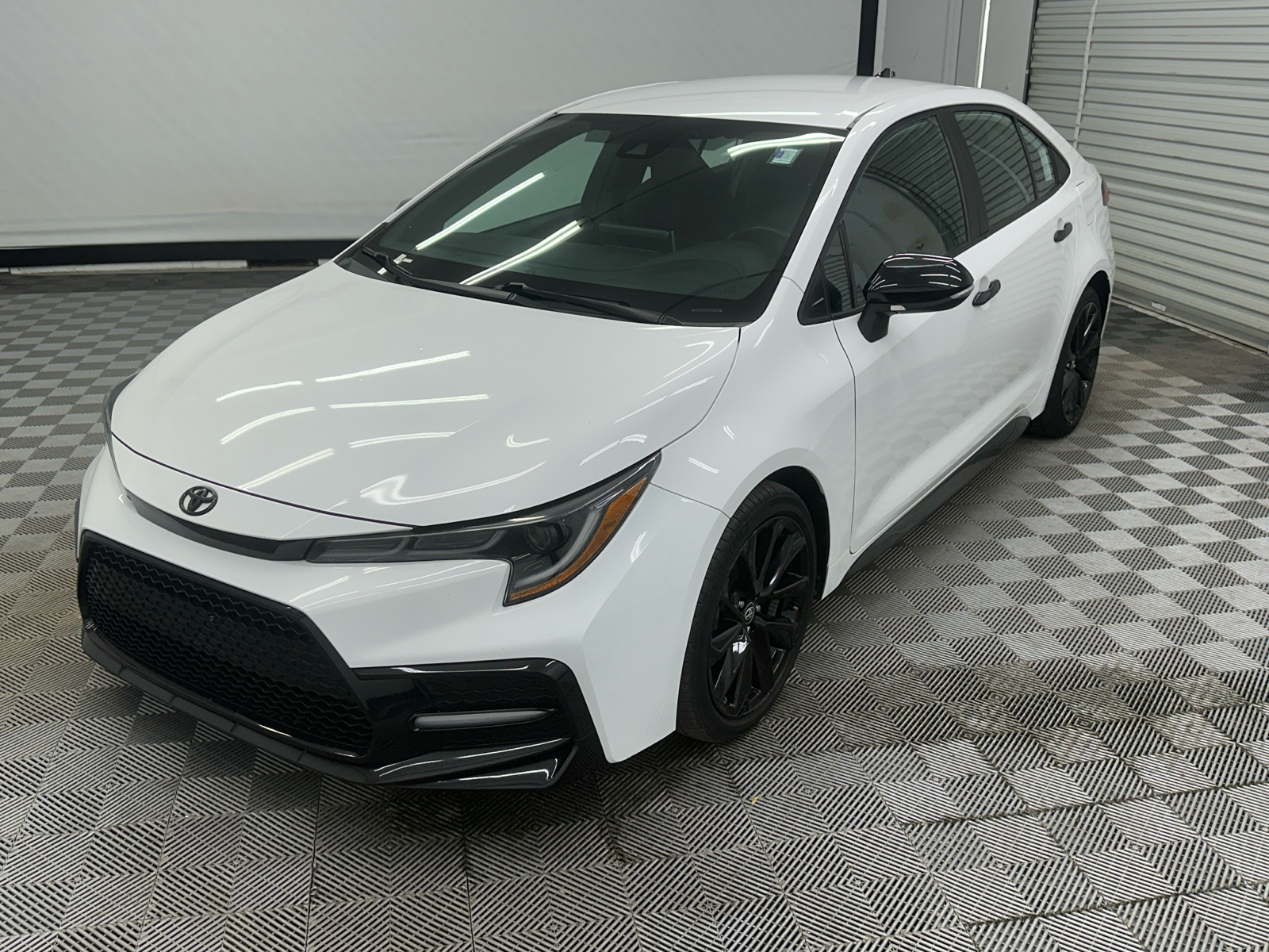 2020 Toyota Corolla SE 1