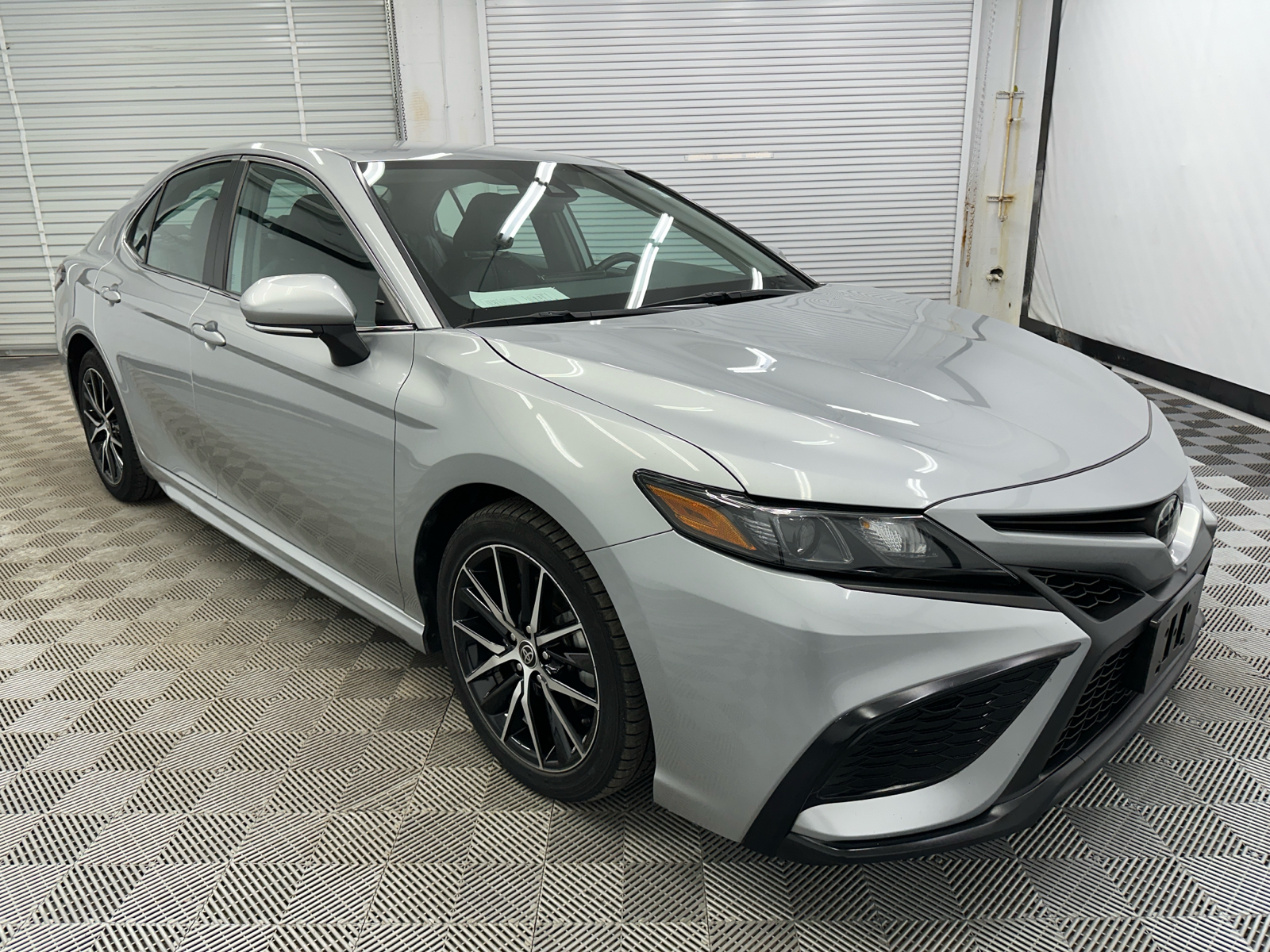 2022 Toyota Camry SE 7