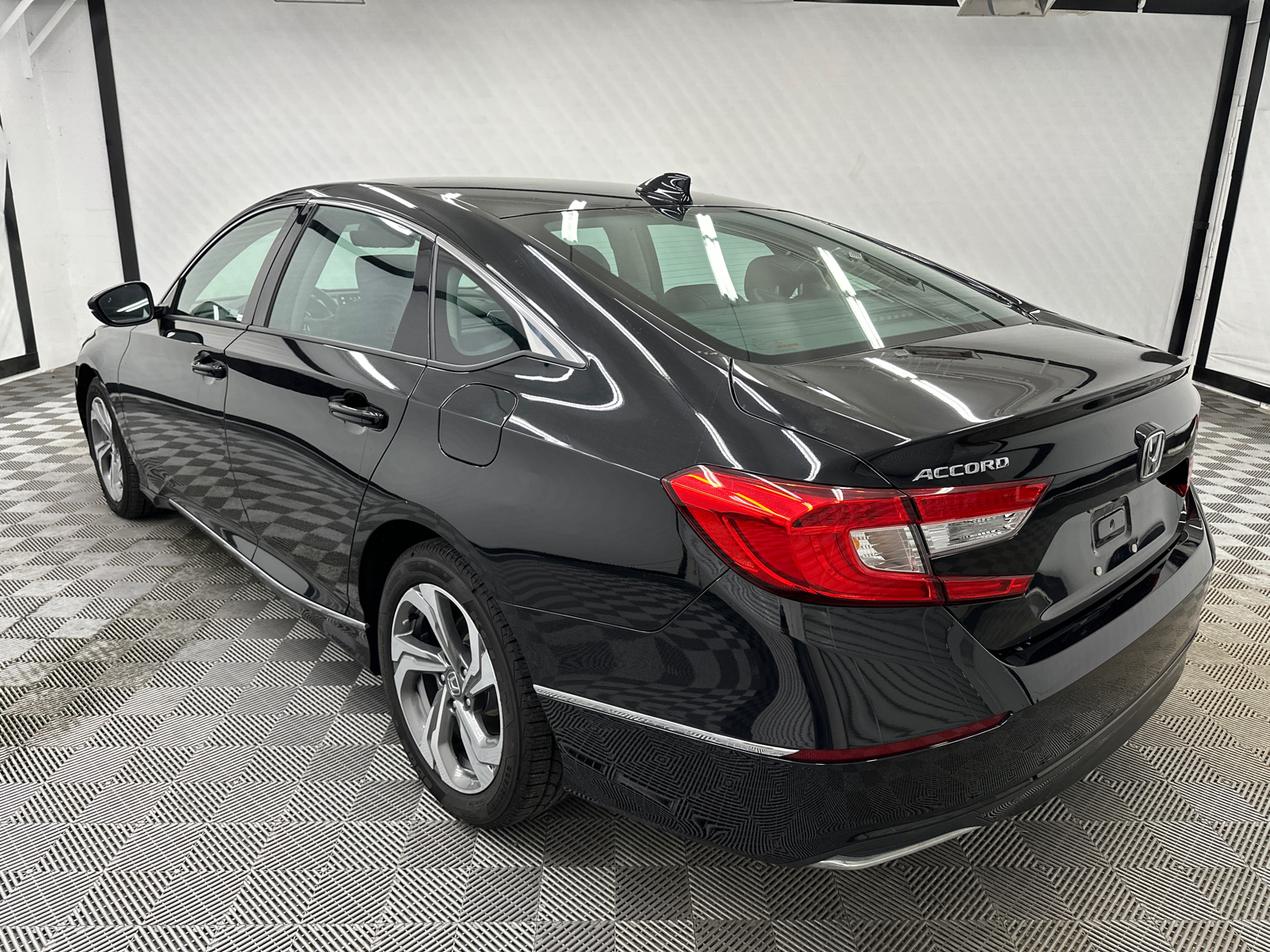 2019 Honda Accord EX-L 3