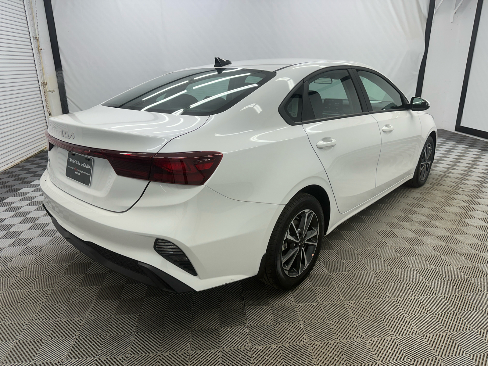 2024 Kia Forte LXS 5