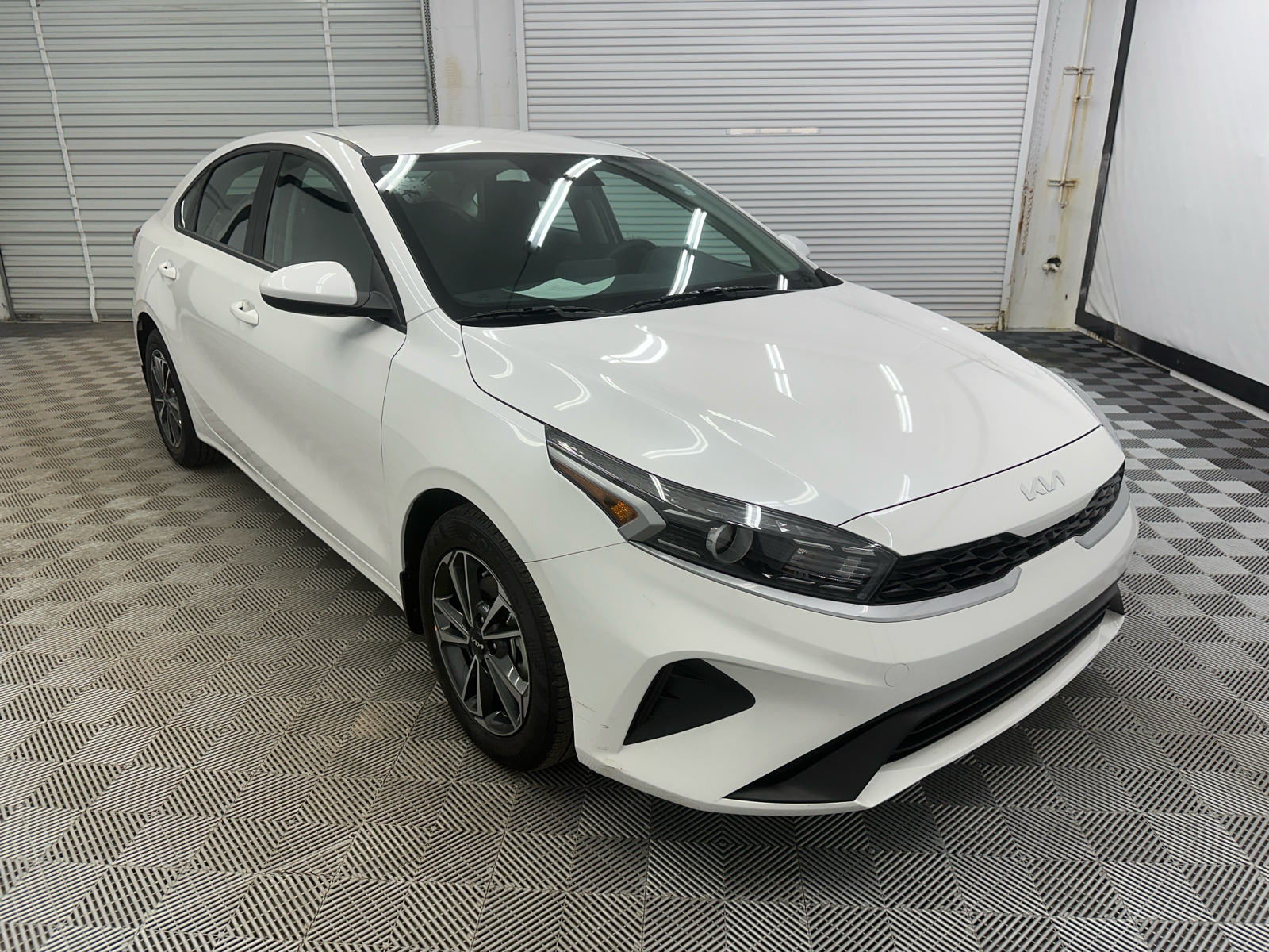 2024 Kia Forte LXS 7