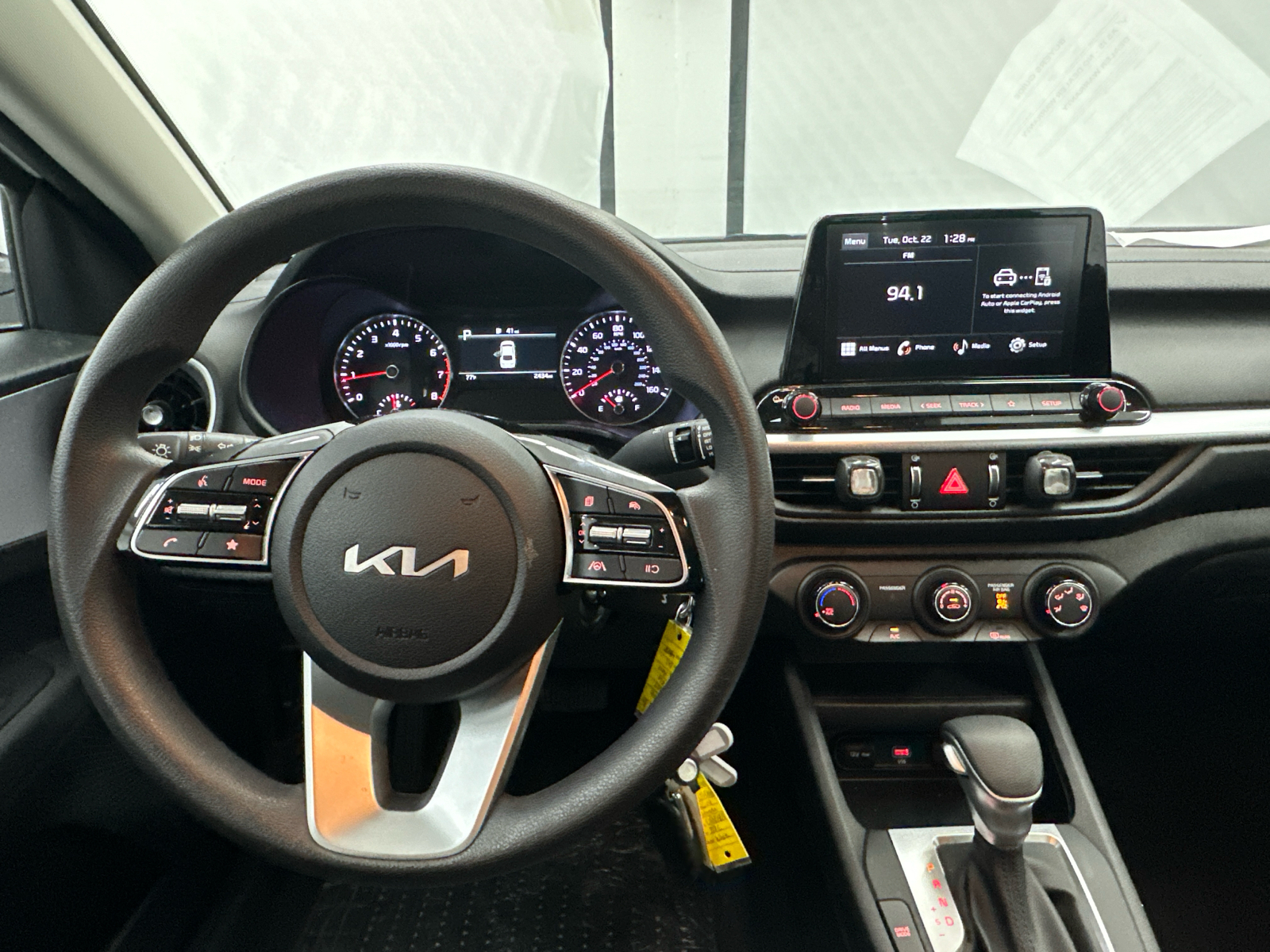 2024 Kia Forte LXS 23