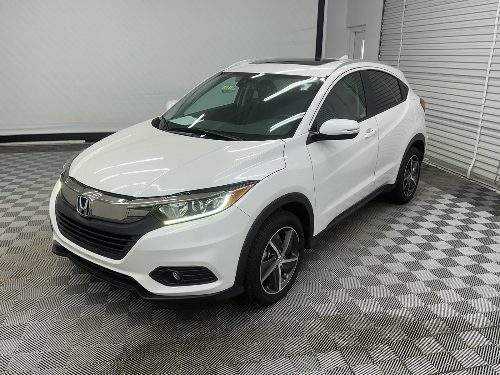 2022 Honda HR-V EX-L 1