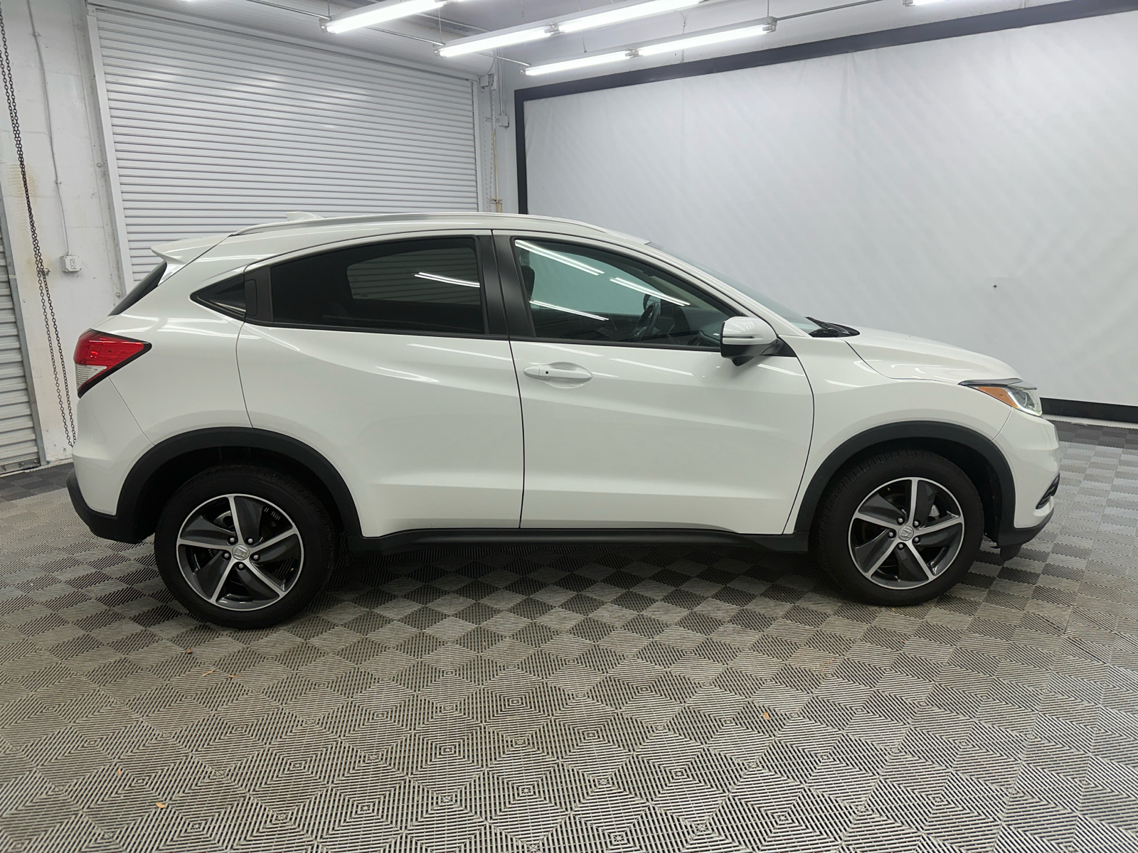 2022 Honda HR-V EX-L 6