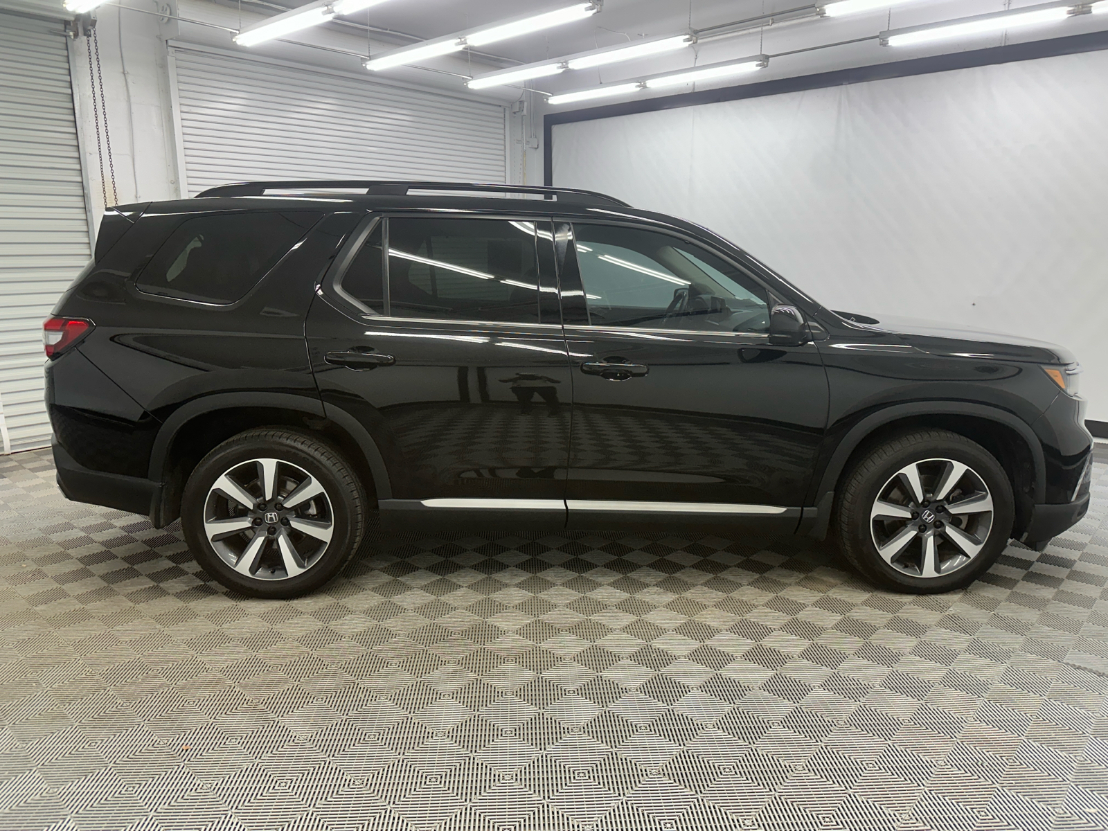 2023 Honda Pilot Elite 6