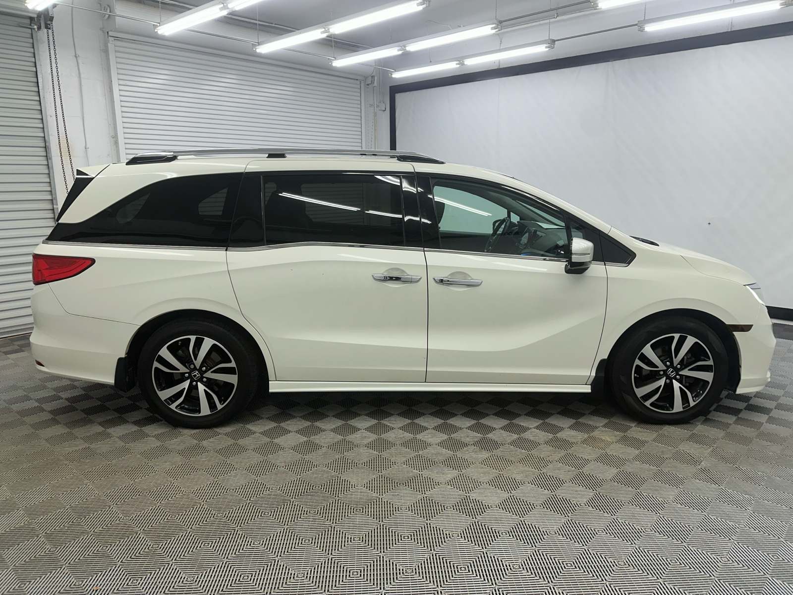 2019 Honda Odyssey Elite 6