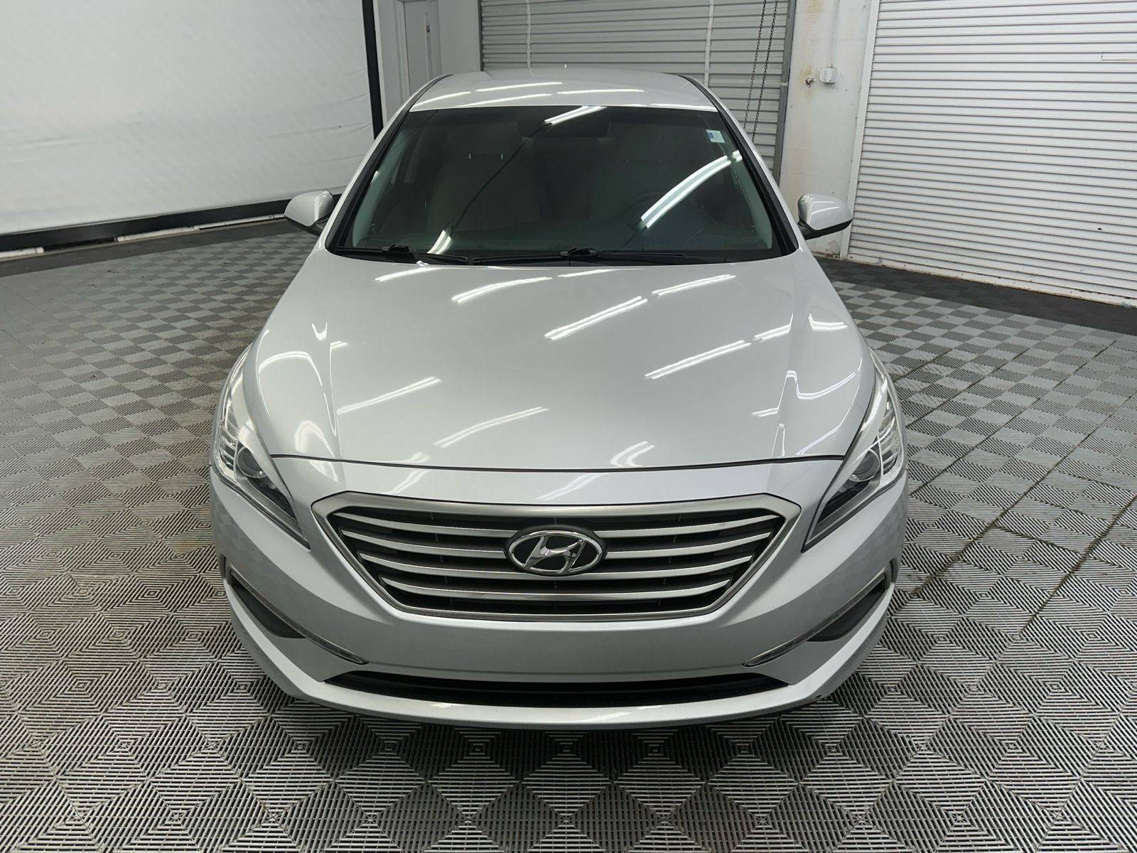 2015 Hyundai Sonata SE 8