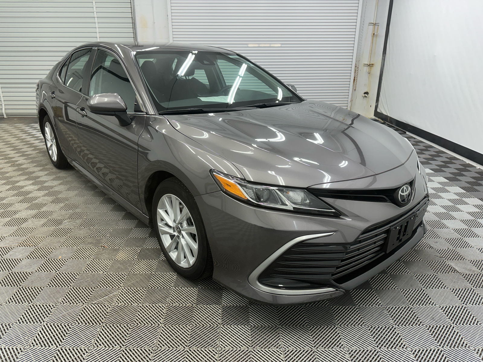 2021 Toyota Camry LE 7