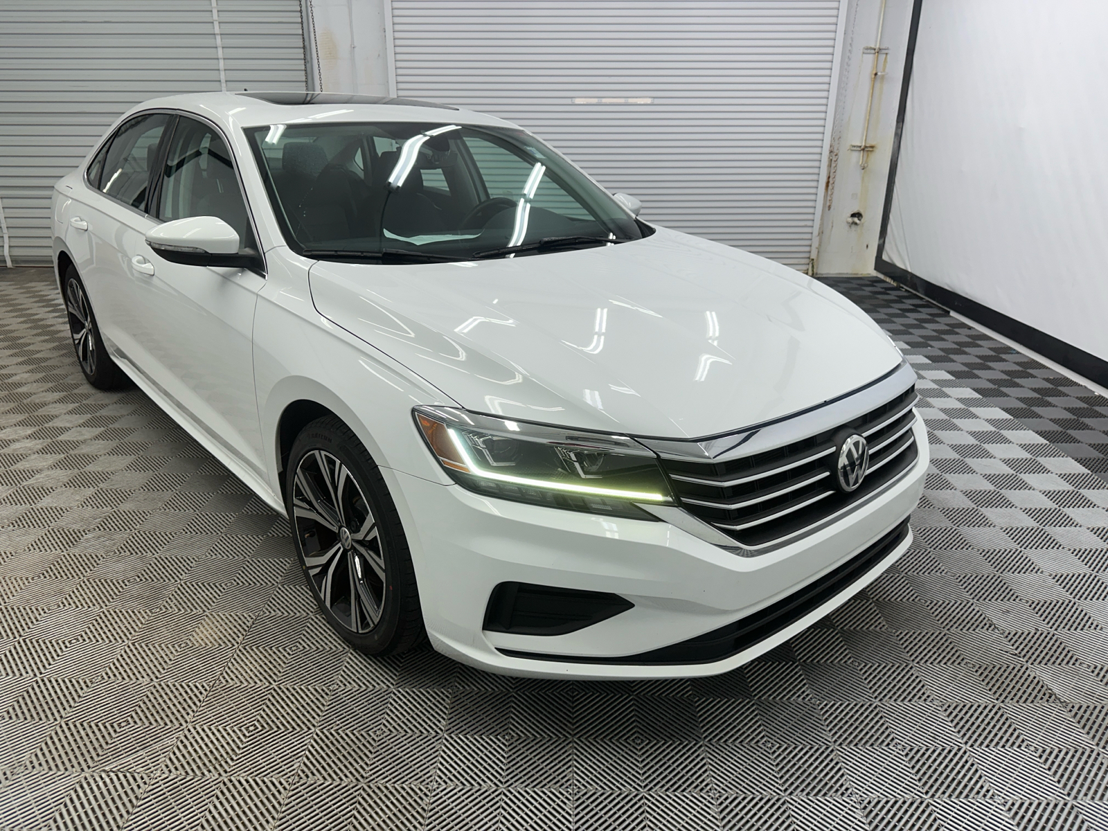 2022 Volkswagen Passat 2.0T SE 7