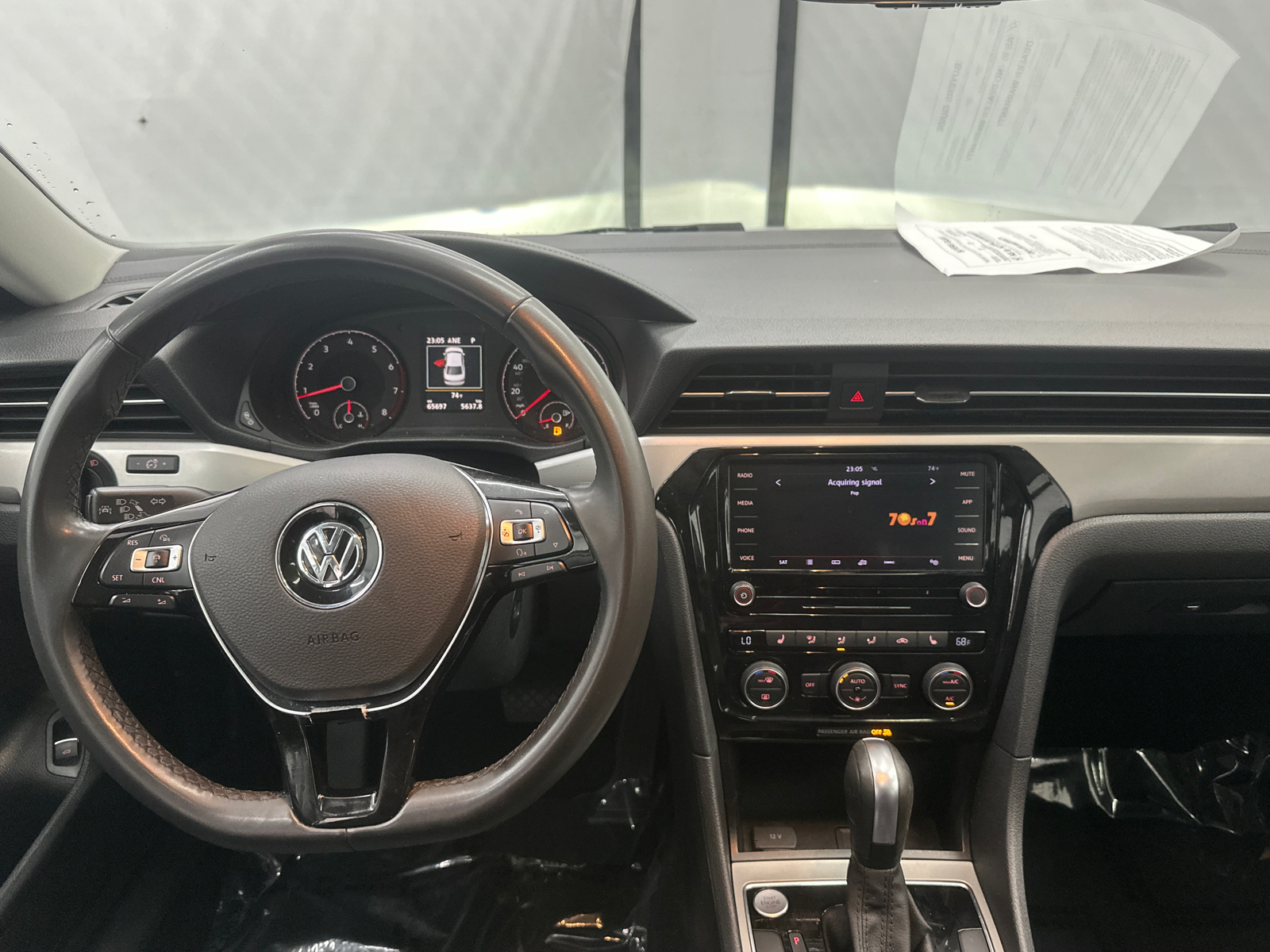 2022 Volkswagen Passat 2.0T SE 25