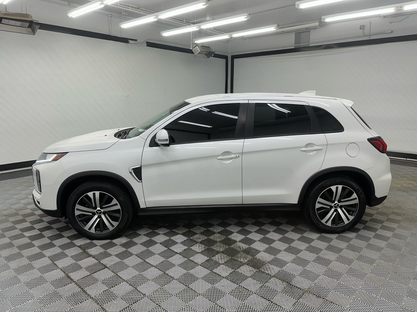 2021 Mitsubishi Outlander Sport 2.0 SE 2