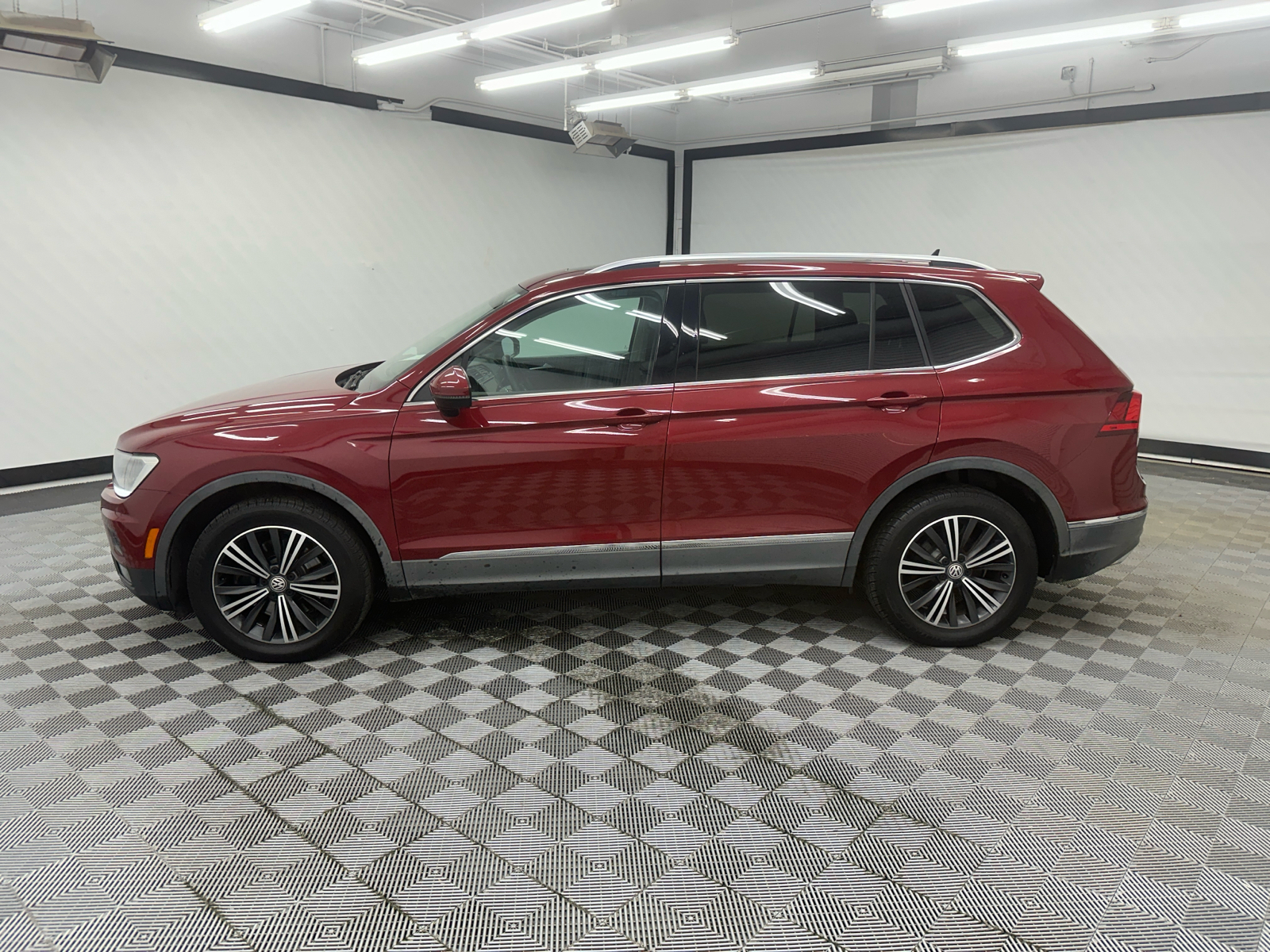 2018 Volkswagen Tiguan 2.0T SEL 2