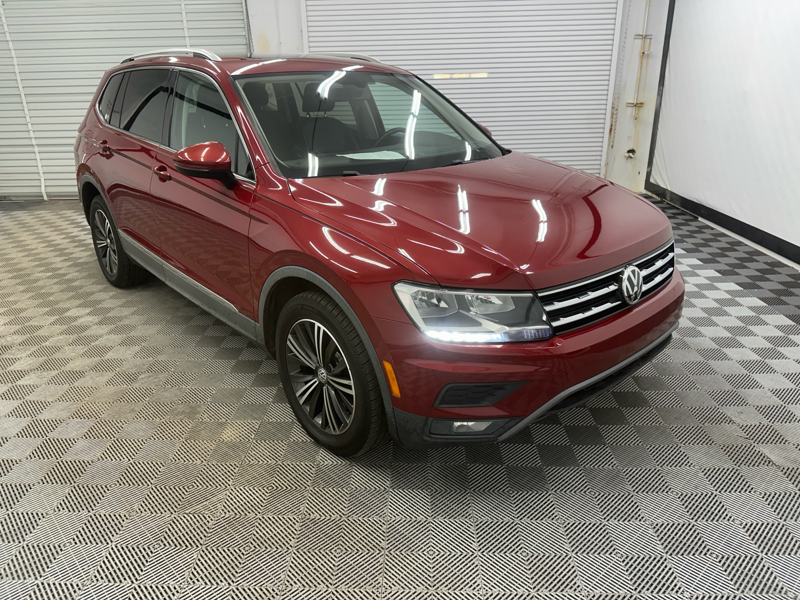 2018 Volkswagen Tiguan 2.0T SEL 7