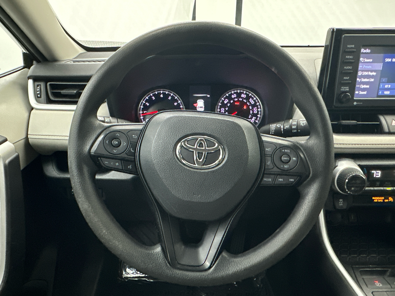 2021 Toyota RAV4 XLE 25