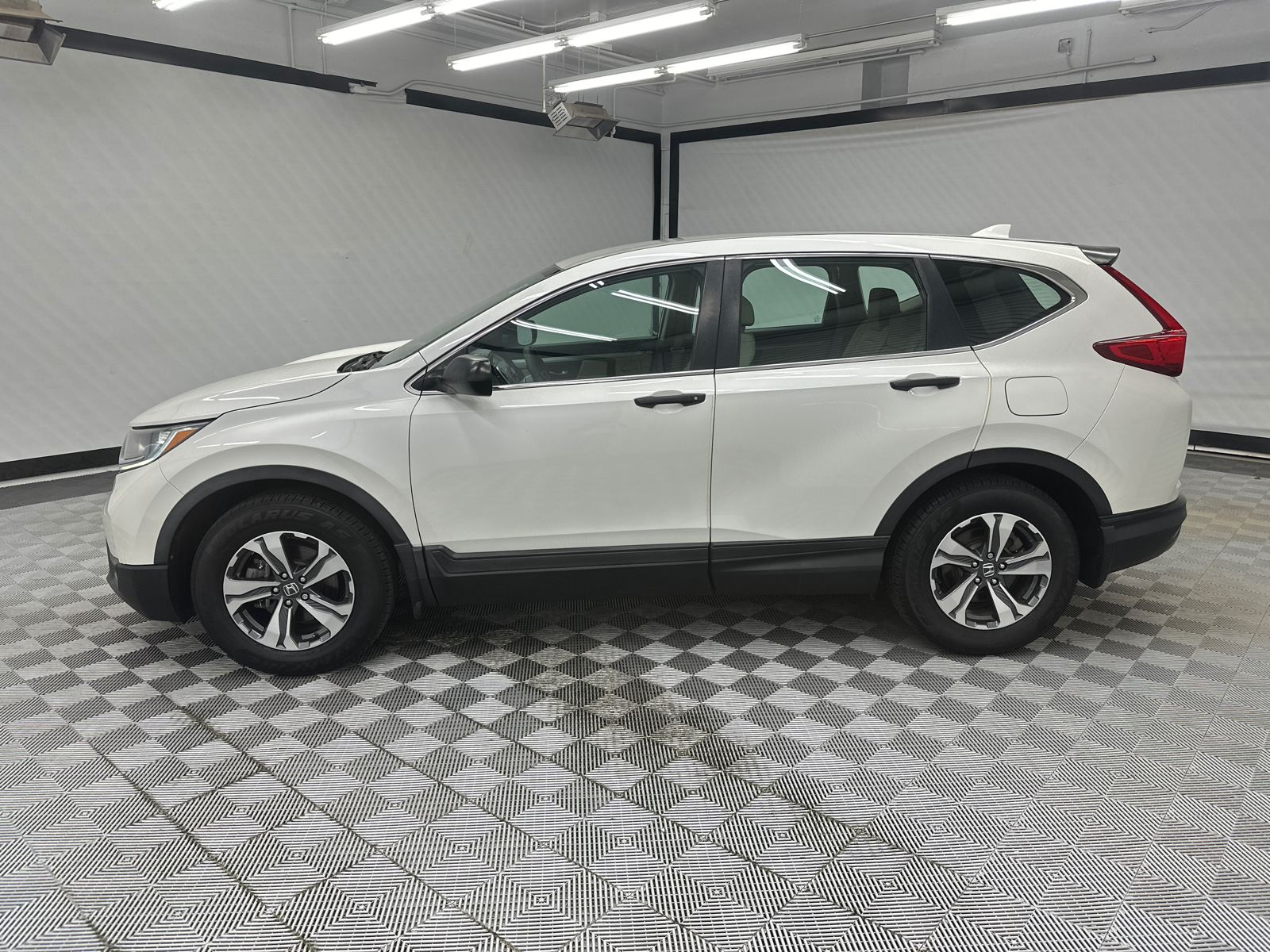 2018 Honda CR-V LX 2