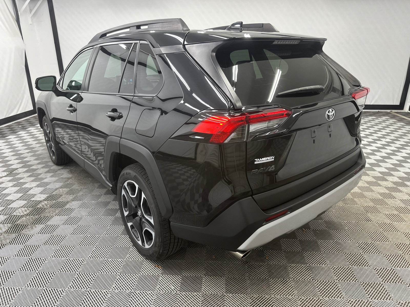 2021 Toyota RAV4 Adventure 3