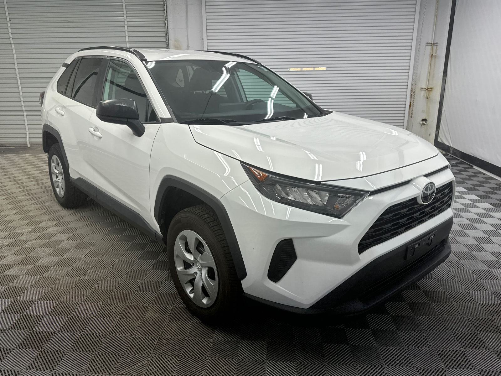 2021 Toyota RAV4 LE 7