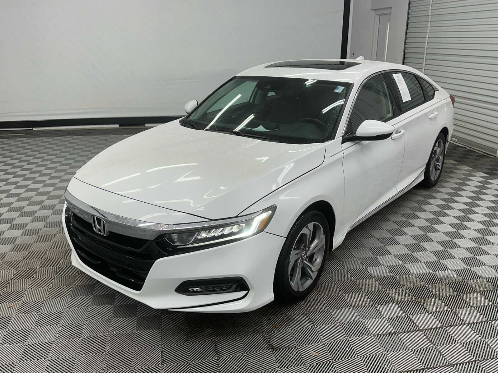 2018 Honda Accord EX-L 1