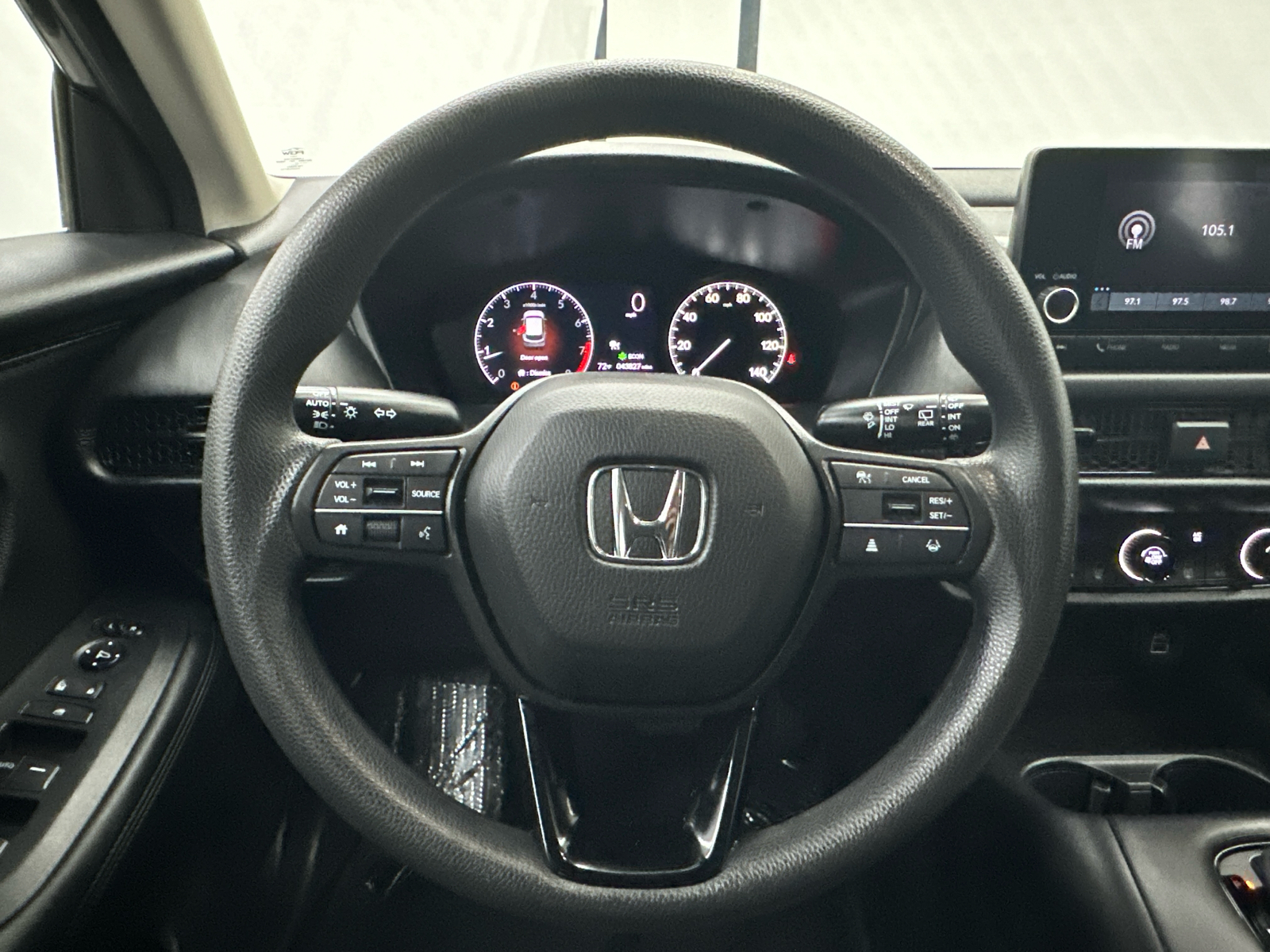 2023 Honda HR-V LX 24