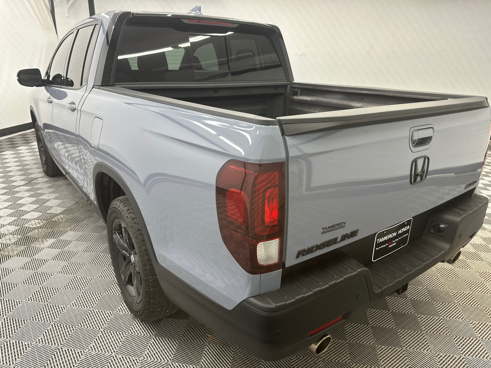 2023 Honda Ridgeline Black Edition 3