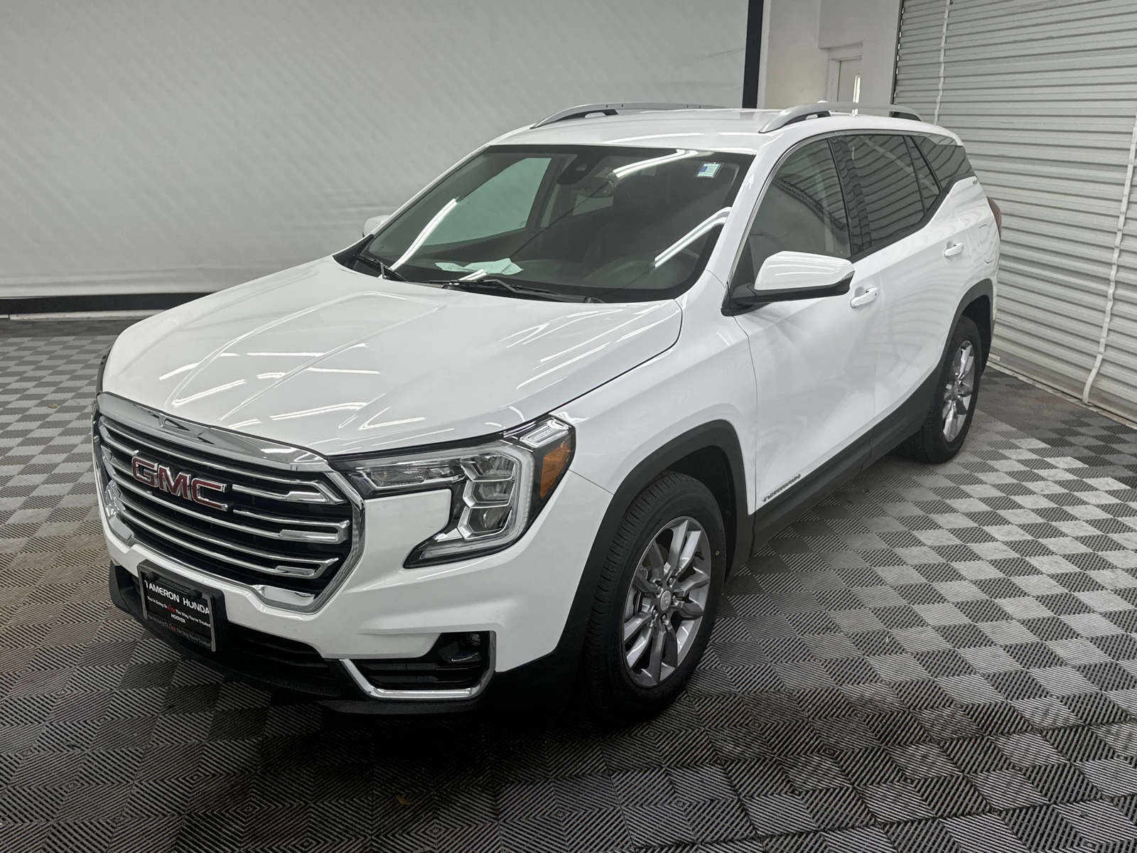 2022 GMC Terrain SLT 1