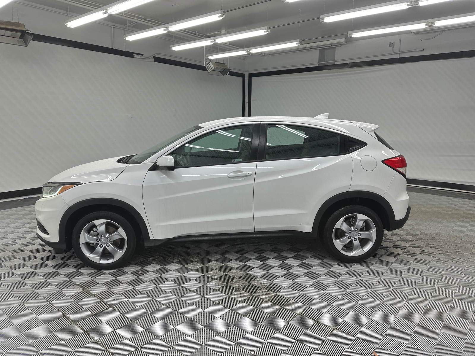 2021 Honda HR-V LX 2