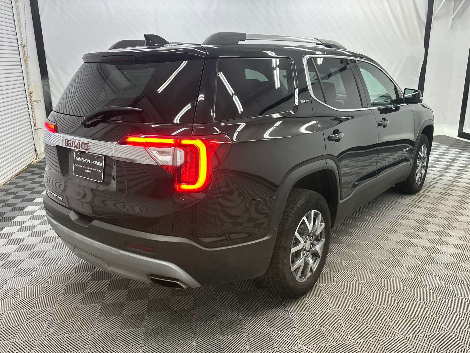 2023 GMC Acadia SLT 5