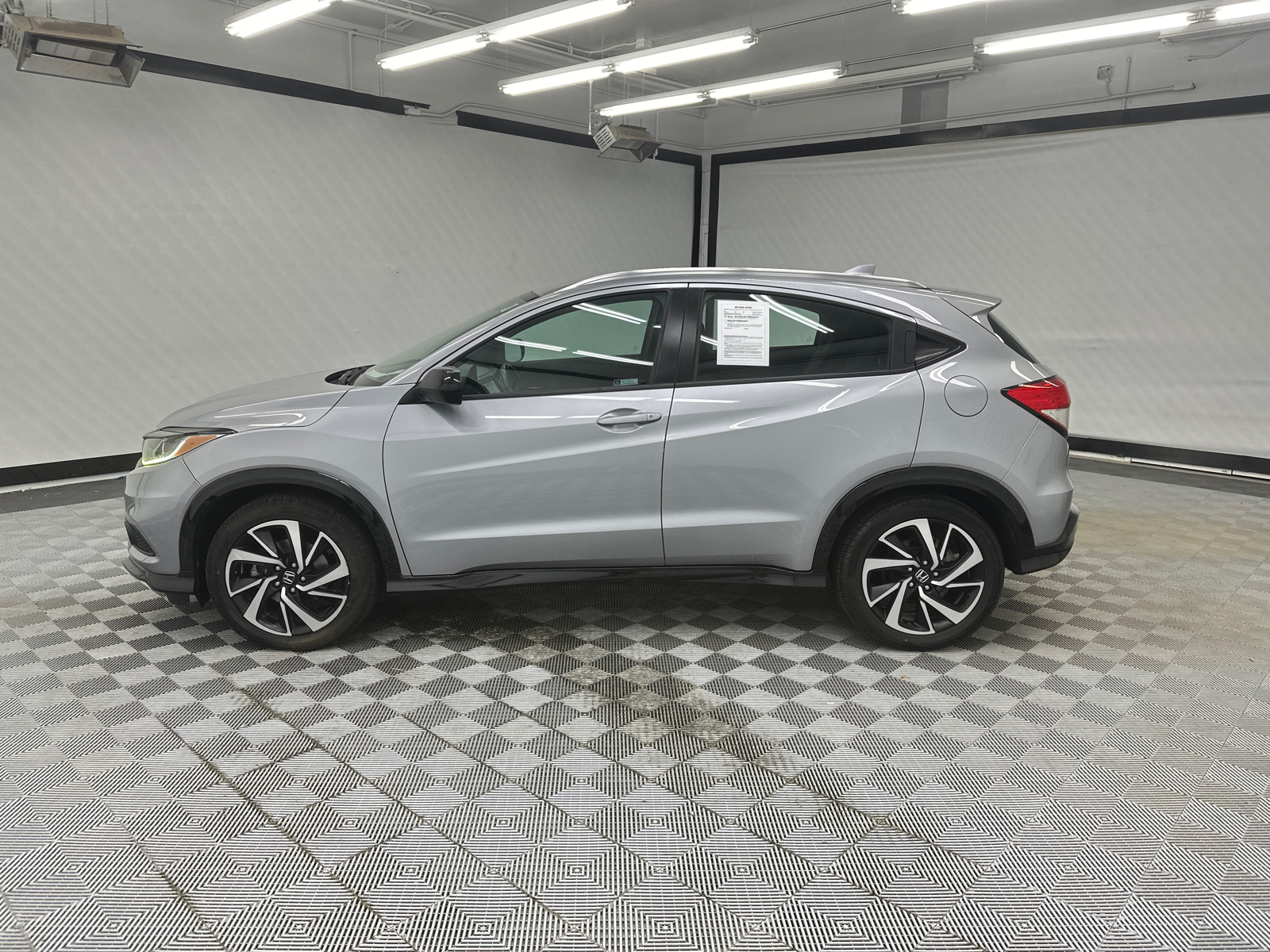 2019 Honda HR-V Sport 2