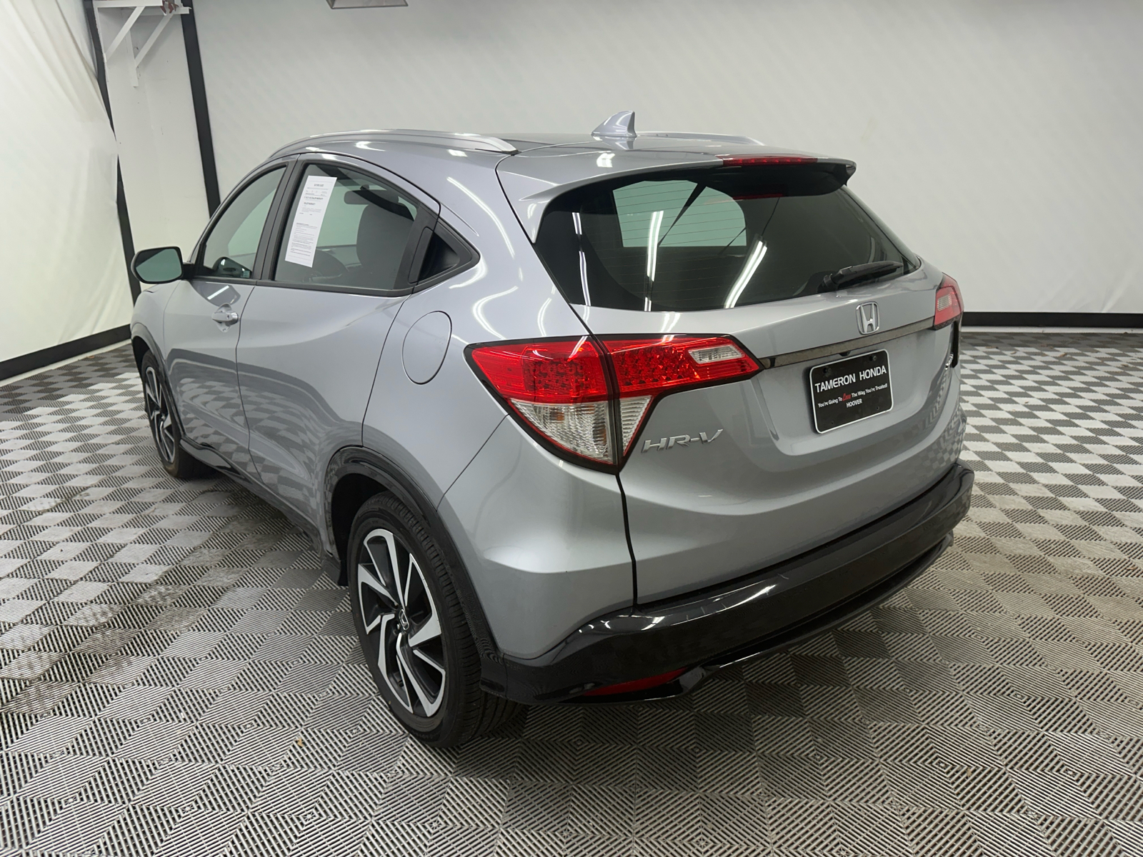 2019 Honda HR-V Sport 3