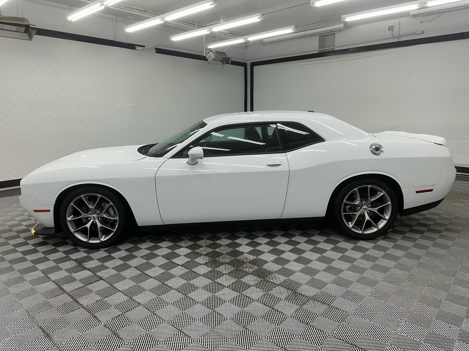 2022 Dodge Challenger GT 2